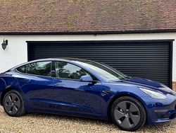 Used 2020 Tesla Model 3 Sedan | £13,995 (A bit pricey)
