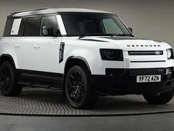 Used 2025 Land Rover Defender SE Dynamic SUV | £57,000 (Super price)