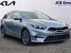 Silver New 2025 Kia Ceed Sportswagon Estate | £21,495 (Fair price)