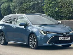 Blue Used 2019 Toyota Corolla Estate | £13,900 (Fair price)