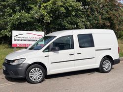 White Used 2019 VW Caddy Maxi MPV | £10,975 (Fair price)