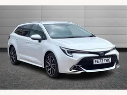 Pure white Used 2023 Toyota Corolla Sport Estate | £24,901 (Fair price)