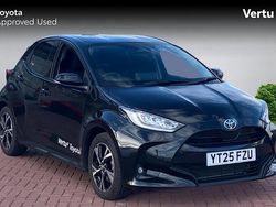 Other Used 2025 Toyota Yaris Hybrid Design Hatchback | £19,992 (Fair price)