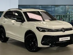 Pure white Used 2025 VW Tiguan Black Edition SUV | £42,572 (Fair price)