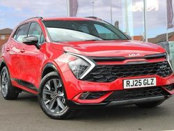 Red Used 2025 Kia Sportage 2 SUV | £28,831 (Good price)