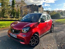 Red Used 2015 Smart ForFour Prime Hatchback | £2,995 (Fair price)