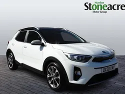 White Used 2020 Kia Stonic 4 SUV | £11,495 (Good price)