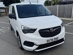 White Used 2020 Vauxhall Combo Sportive MPV | £6,500 (Good price)