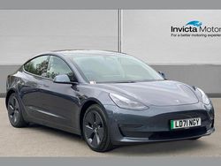 Grey Used 2021 Tesla Model 3 Long Range AWD Sedan | £19,700 (Fair price)