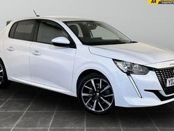 White Used 2020 Peugeot 208 Allure Hatchback | £12,895 (Fair price)