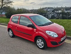 Red Used 2010 Renault Twingo Expression Hatchback | £1,395 (Good price)