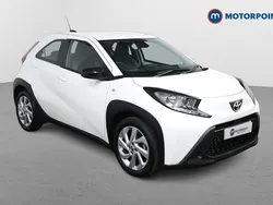 White Used 2022 Toyota Aygo PURE Hatchback | £11,699 (Fair price)