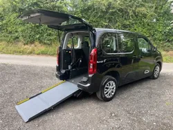 Black Used 2023 Citroën Berlingo Feel MPV | £15,995 (Fair price)