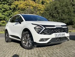 White Used 2024 Kia Sportage 2 SUV | £32,339 (Fair price)