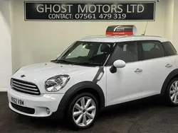 White Used 2012 Mini Cooper Countryman SUV | £4,495 (Fair price)