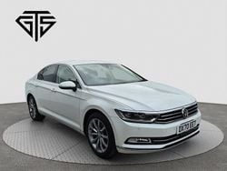 White Used 2025 VW Passat Highline Sedan | £22,995 (Fair price)