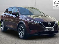 Red Used 2022 Nissan Qashqai N-Connecta SUV | £19,299 (Fair price)