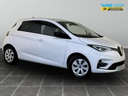 White Used 2021 Renault Rapid Business | £6,495 (Good price)