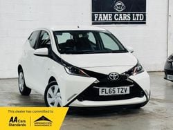 White Used 2015 Toyota Aygo X-play Hatchback | £7,000 (Good price)
