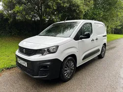 White Used 2022 Peugeot E-Partner Premium MPV | £9,950 (Good price)