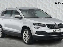 Brilliant silver metallic Used 2019 Skoda Karoq SE L SUV | £16,309 (Fair price)