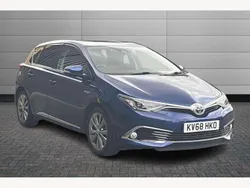 Blue Used 2018 Toyota Auris Hybrid Hatchback | £13,595 (Fair price)