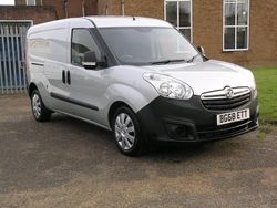 Silver Used 2018 Vauxhall Combo MPV | £5,995 (Expensive)