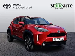 Red Used 2022 Toyota Yaris Cross Design SUV | £19,000 (Fair price)