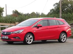 Red Used 2016 Vauxhall Astra SRi Estate | £4,495 (Good price)