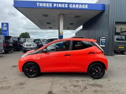 Orange Used 2014 Toyota Aygo X-cite Hatchback | £4,995 (Fair price)