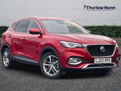 Red Used 2023 MG HS Exclusive SUV | £17,999 (Fair price)