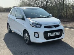 White Used 2016 Kia Picanto 2 Hatchback | £3,295 (Fair price)