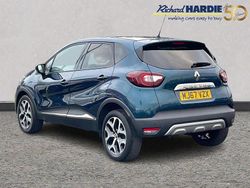 Blue Used 2018 Renault Captur Signature SUV | £7,999 (Fair price)
