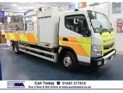 White Used 2018 Mitsubishi Canter | £8,300 (Super price)