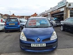 Blue Used 2005 Renault Clio II Expression Hatchback | £3,195 (A bit pricey)