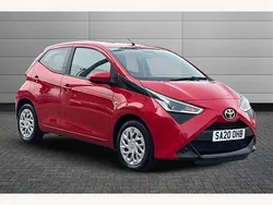 Red Used 2020 Toyota Aygo X-play Hatchback | £9,150 (Fair price)