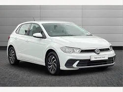 Pure white Used 2022 VW Polo Life Hatchback | £17,250 (Fair price)