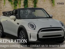 Silver Used 2022 Mini Cooper Exclusive Hatchback | £24,998