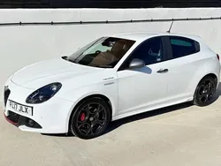 Used 2016 Alfa Romeo Giulietta Veloce Hatchback | £13,995 (Expensive)