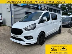 White Used 2020 Ford Transit Custom Limited Estate | £21,990 (Fair price)