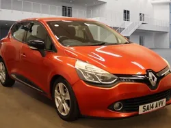 Red Used 2014 Renault Clio IV Dynamique Hatchback | £4,250 (Good price)