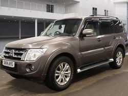 Brown Used 2014 Mitsubishi Shogun SUV | £12,995 (Good price)