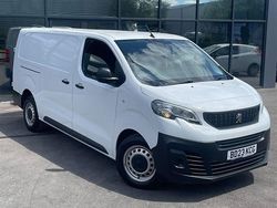 White Used 2023 Peugeot Expert Premium Van | £17,995 (A bit pricey)