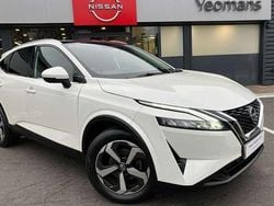 White Used 2022 Nissan Qashqai N-Connecta SUV | £19,690 (Fair price)