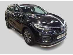 Metallic diamond black Used 2019 Renault Kadjar Iconic SUV | £9,495 (Fair price)