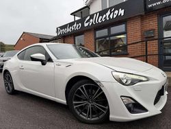 White Used 2013 Toyota GT86 GT Coupe | £14,495 (Fair price)