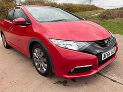 Red Used 2014 Honda Civic SE Plus Estate | £6,750 (Good price)