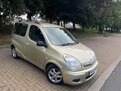 Beige Used 2005 Toyota Yaris Estate | £2,850 (Fair price)