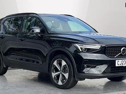 Metallic onyx black Used 2023 Volvo XC40 Ultimate SUV | £31,698 (Good price)