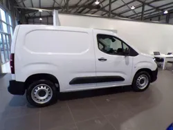 White New 2024 Peugeot Partner S MPV | £15,999 (Good price)